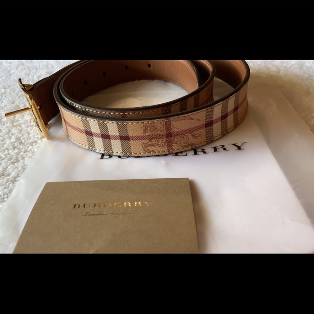 Burberry Belt - Picture 2 of 2